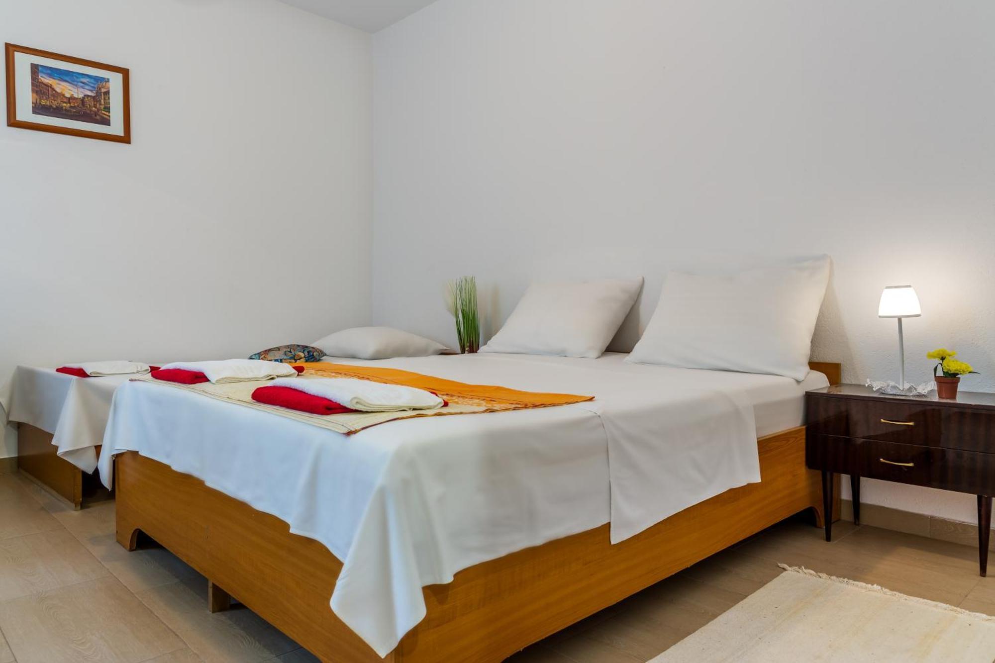Apartments Claudia Шмрика Экстерьер фото